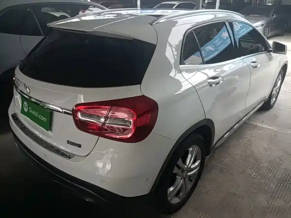 Mercedes-Benz GLA 2017
