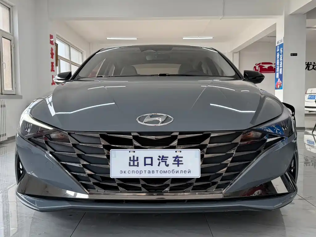Hyundai Elantra 2022 — фото 2
