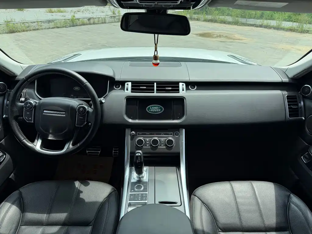 Land Rover Range Rover Sport 2016 — фото 15