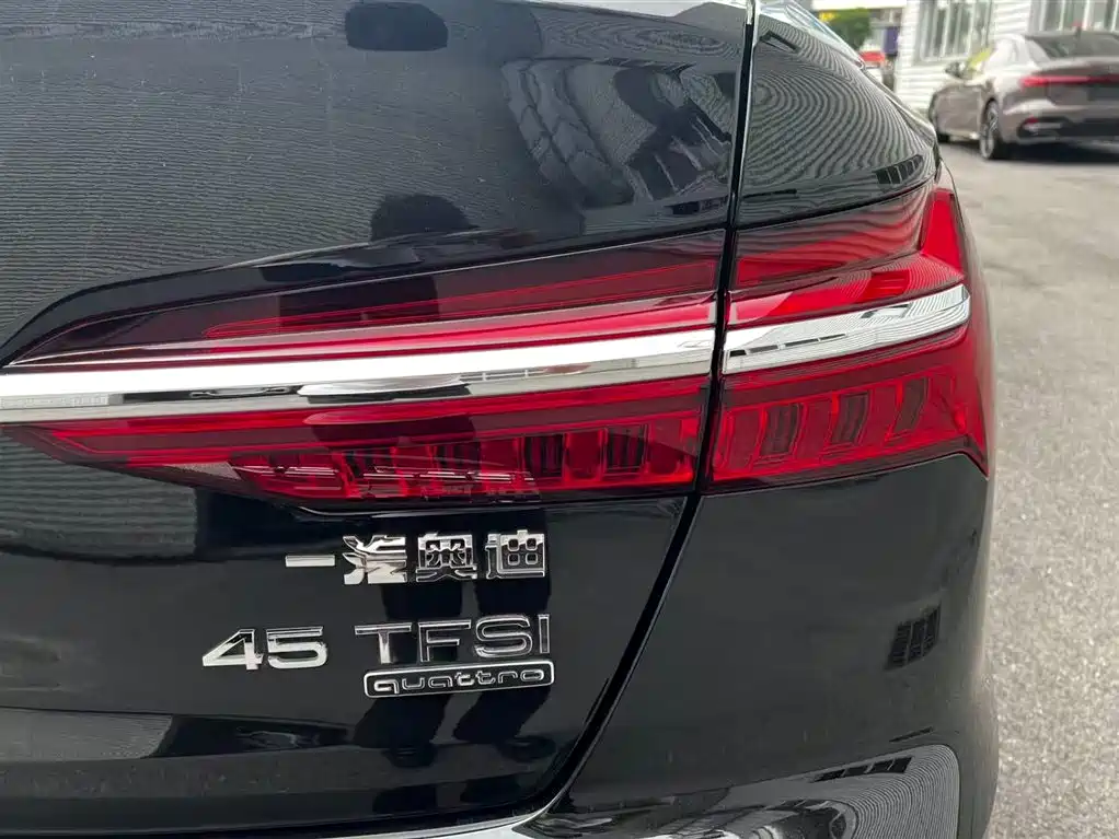 Audi A6L 2025 — фото 16