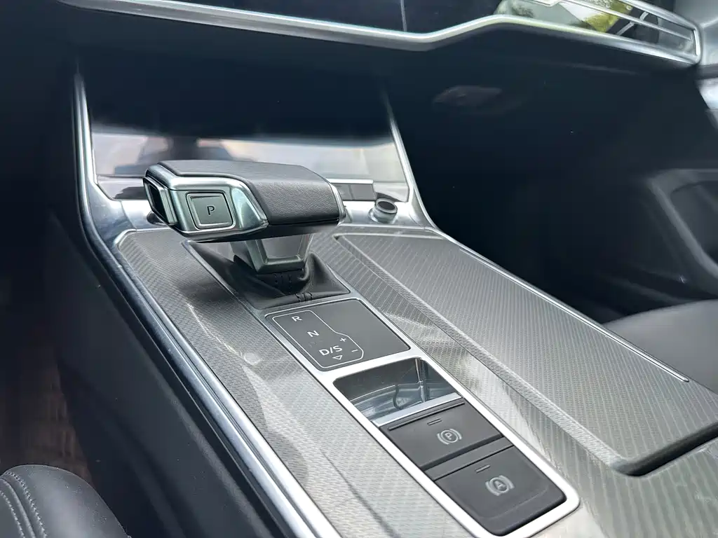Audi A7 2021 — фото 12