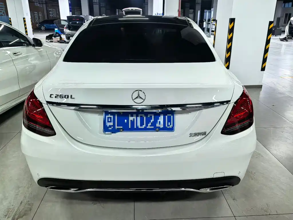 Mercedes-Benz C-Class 2020 — фото 17