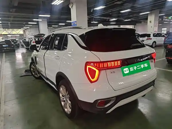 Lynk & Co 01 2019
