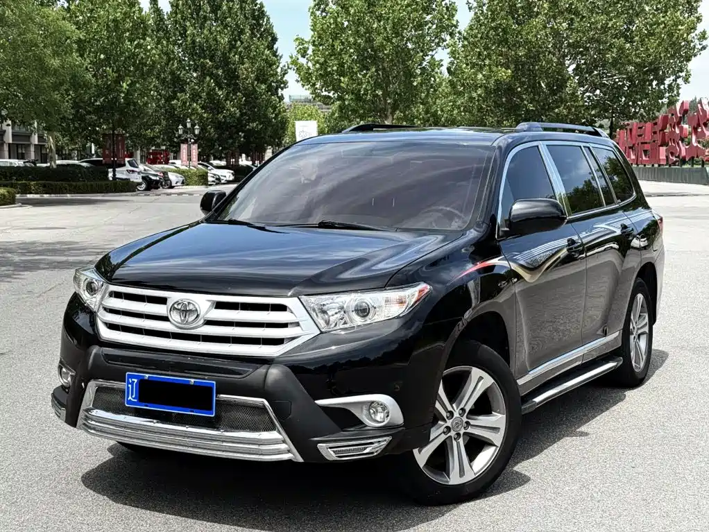 Toyota Highlander 2015 — фото 2