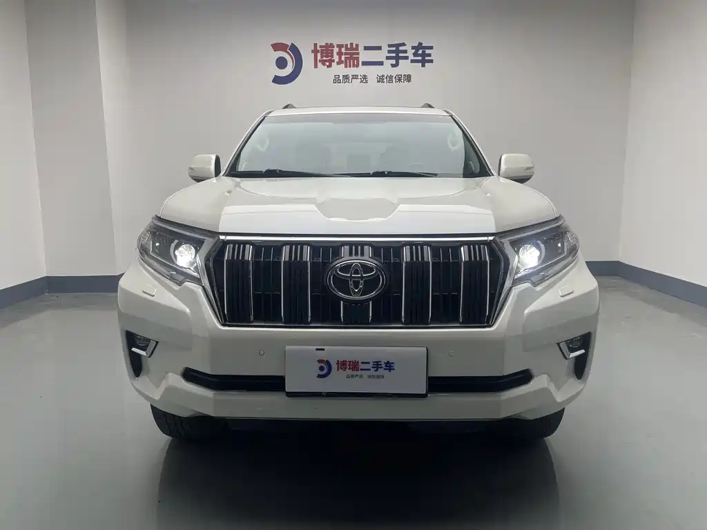 Toyota Prado 2020 — фото 2