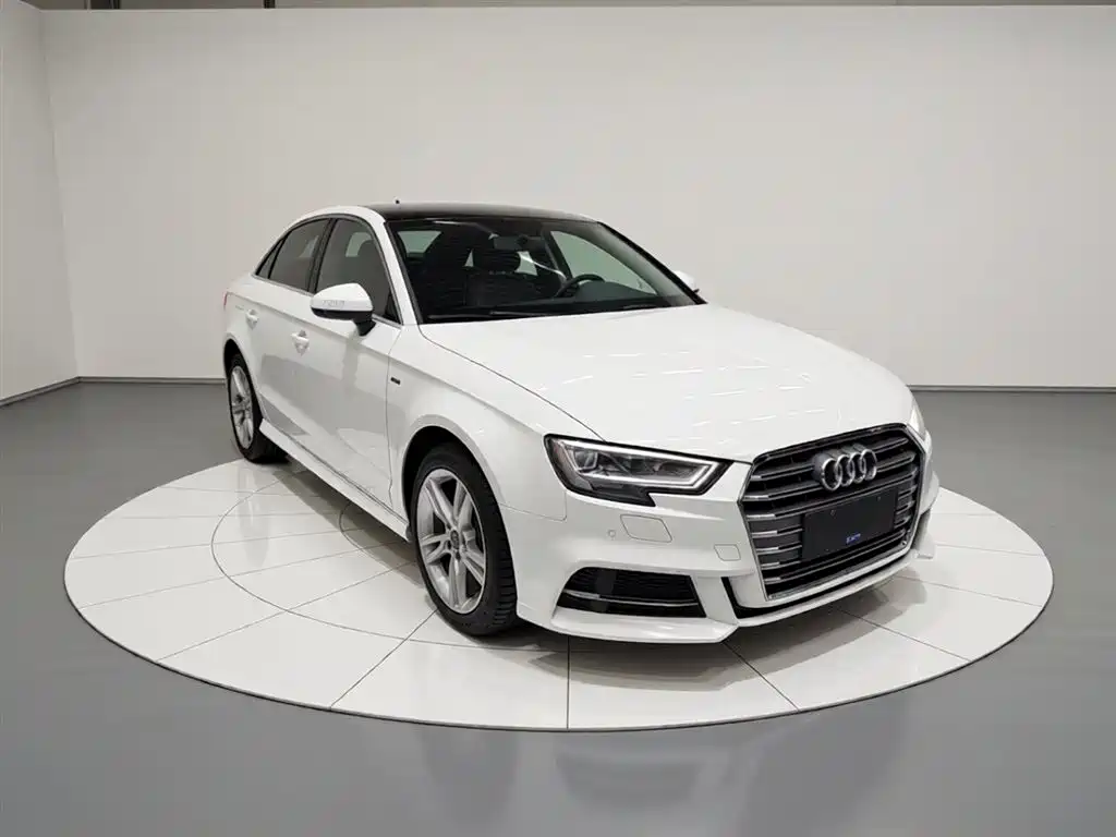 Audi A3 2020 — фото 22