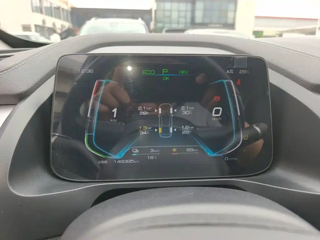 BYD Qin Pro New Energy 2021 — фото 12