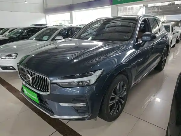 Volvo XC60 2022