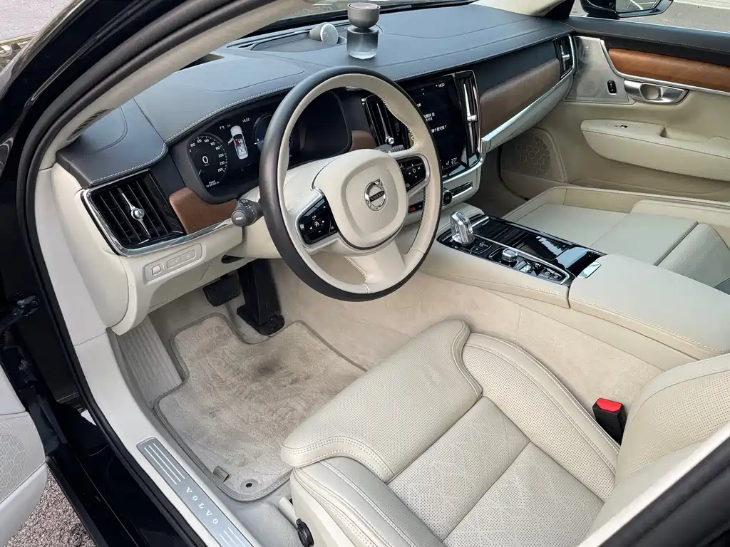 Volvo S90 PHEV 2018 — фото 6