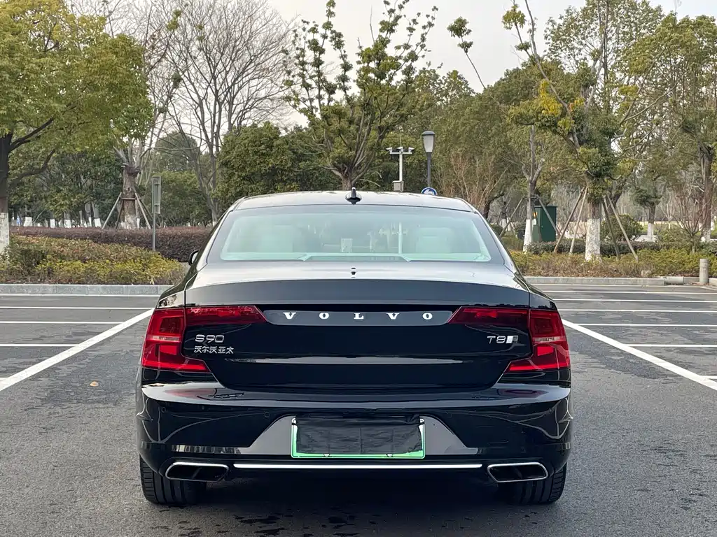 Volvo S90 PHEV 2018 — фото 24