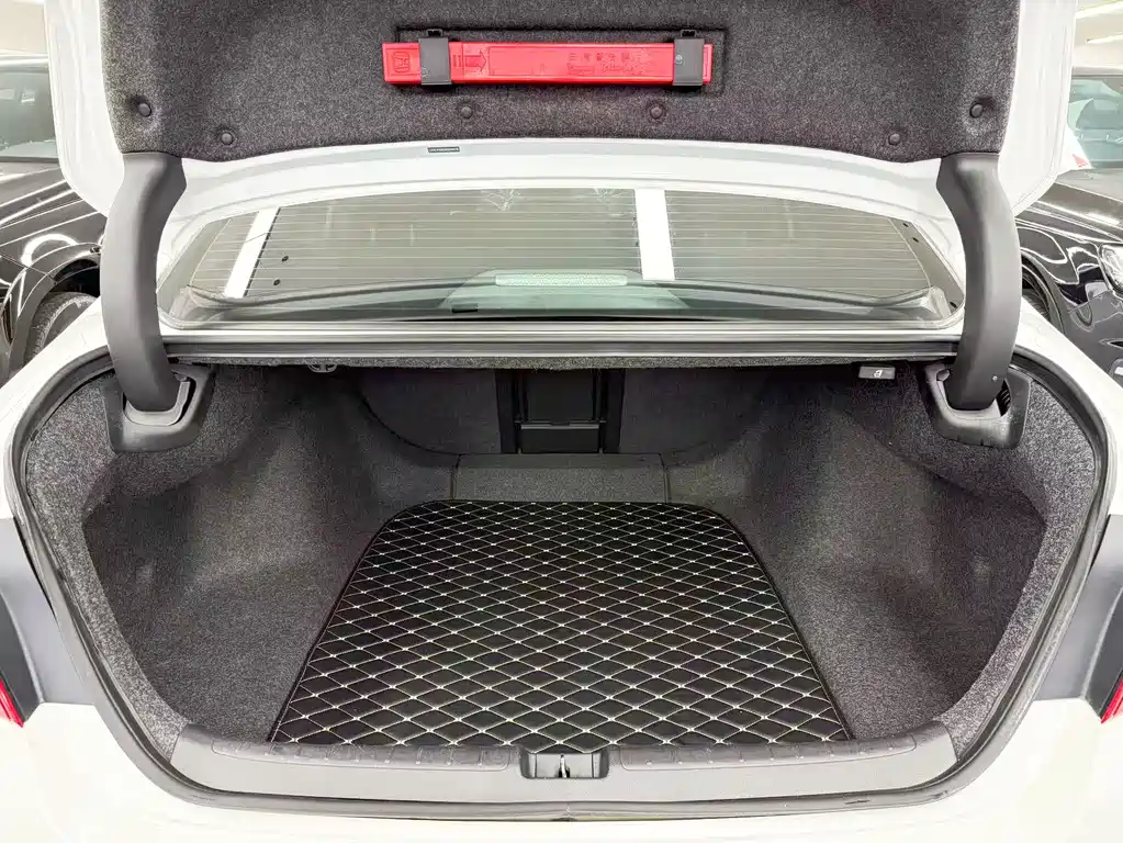 Honda Inspire 2019 — фото 19
