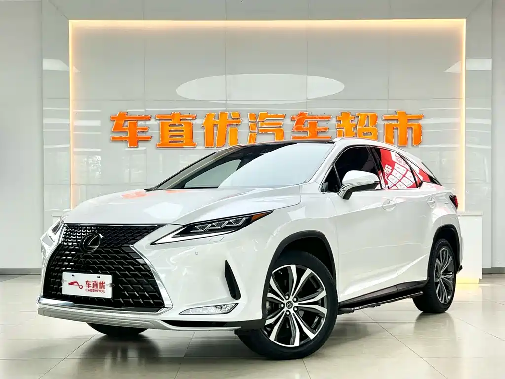 Lexus RX 2022 — фото 1