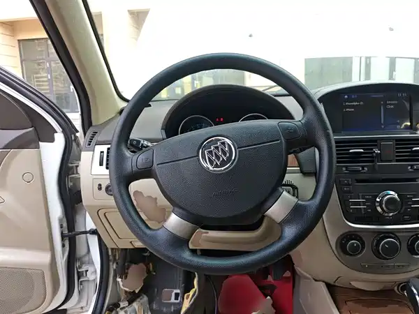 Buick Excelle 2015
