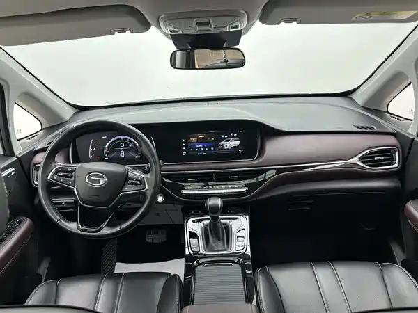 GAC Trumpchi M6 2023