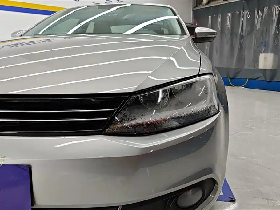 Volkswagen Sagitar 2014