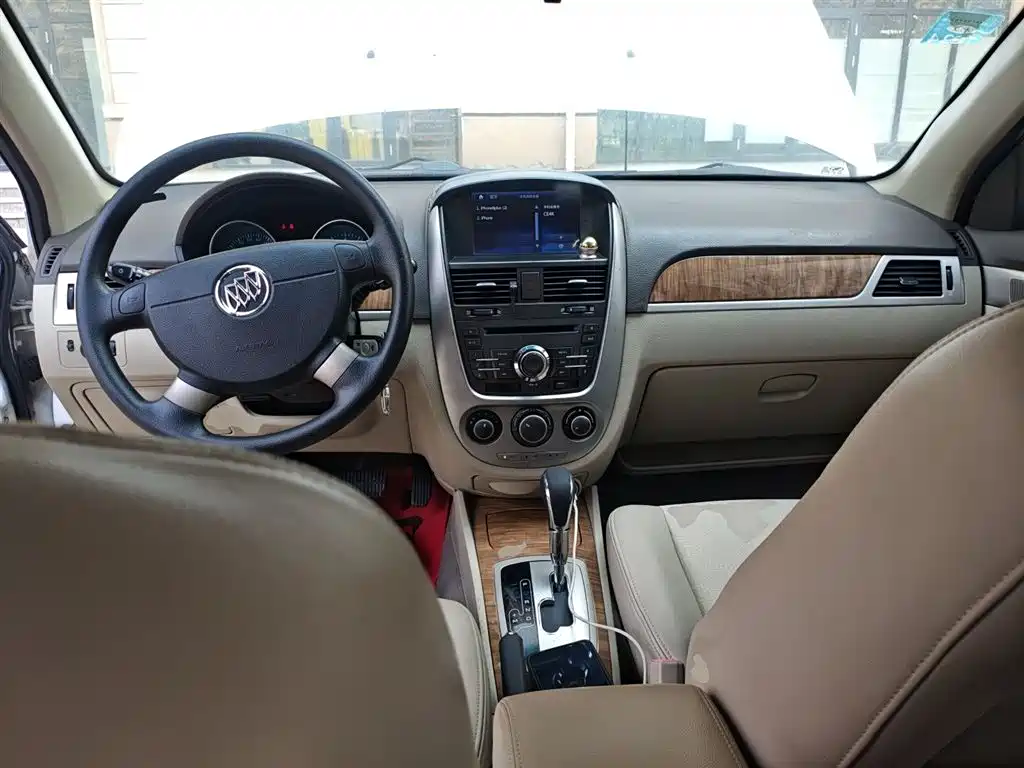 Buick Excelle 2016 — фото 6