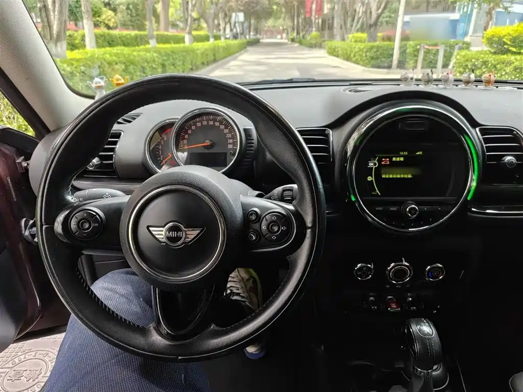 MINI Clubman 2016 — фото 20