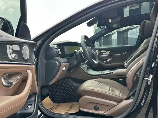 Mercedes-Benz E-Class 2021