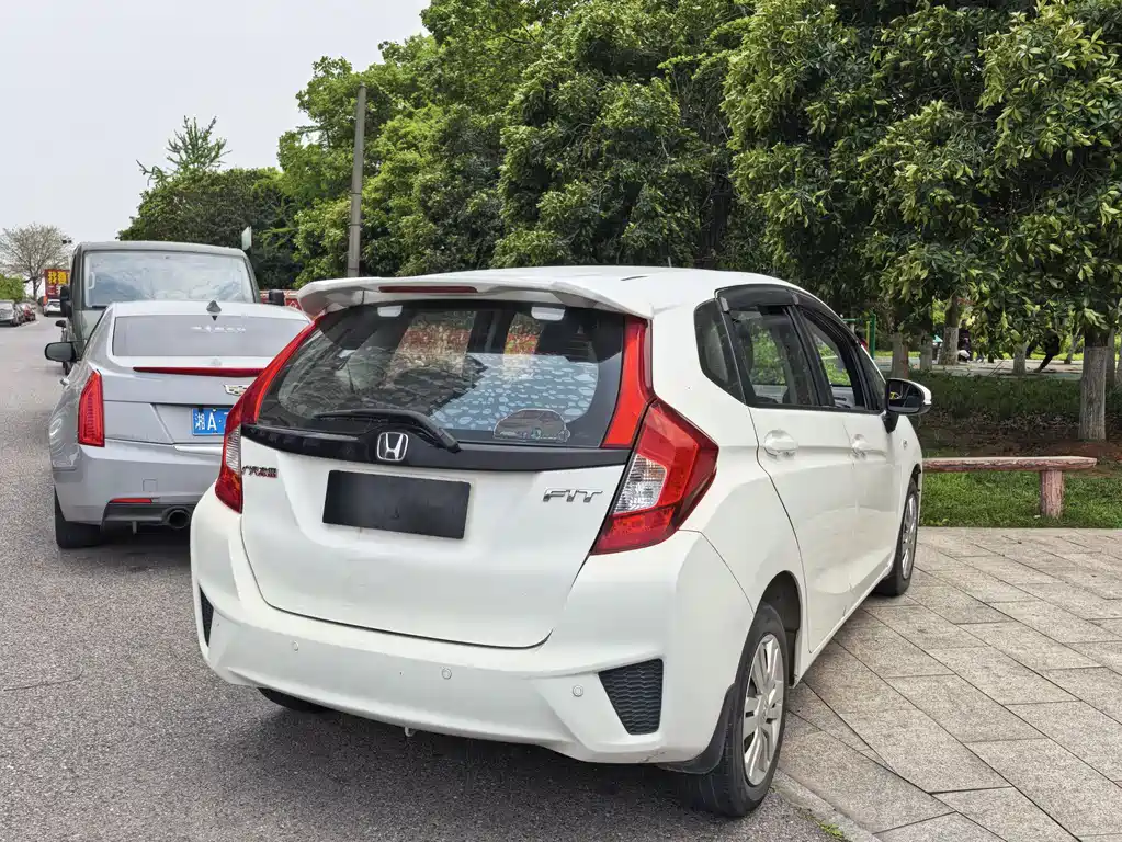 Honda Fit 2015 — фото 6