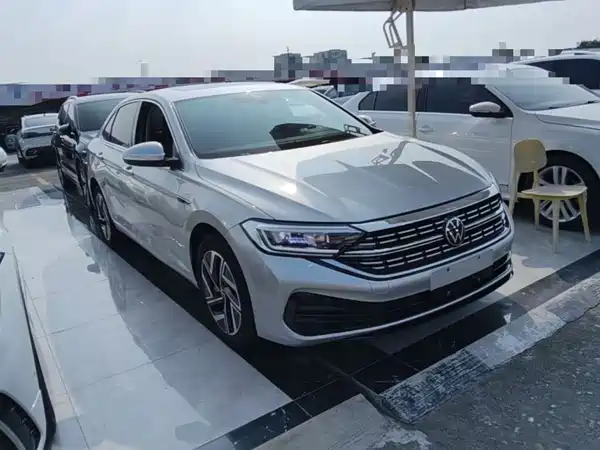Volkswagen Sagitar 2024