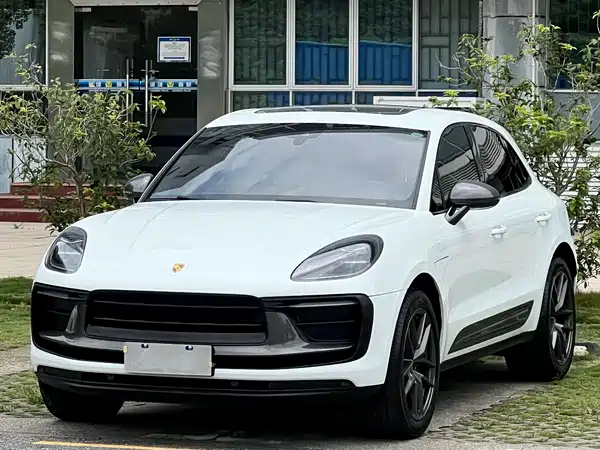 Porsche Macan 2023