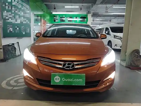 Hyundai Rui Yi 2015