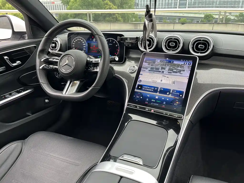 Mercedes-Benz C-Class 2023