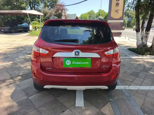 Changan CS35 2015