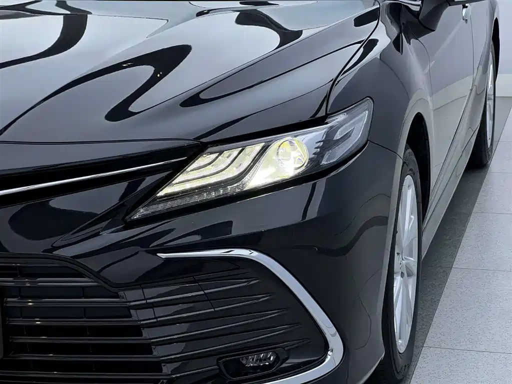Toyota Camry 2023