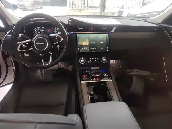 Jaguar XFL 2022