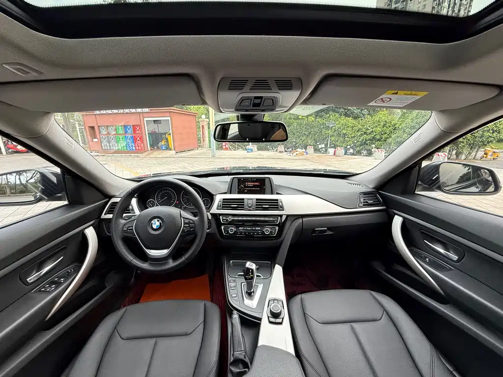 BMW 3 Series GT 2017 — фото 28