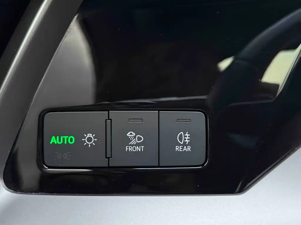 Audi A3 2023 — фото 11
