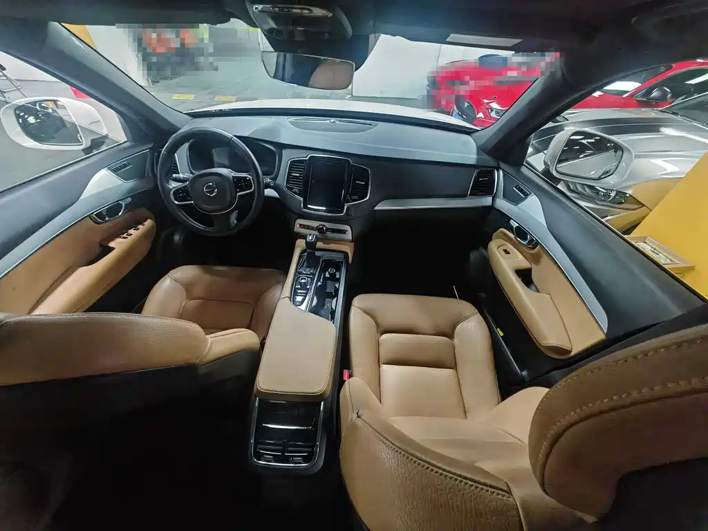 Volvo XC90 2016