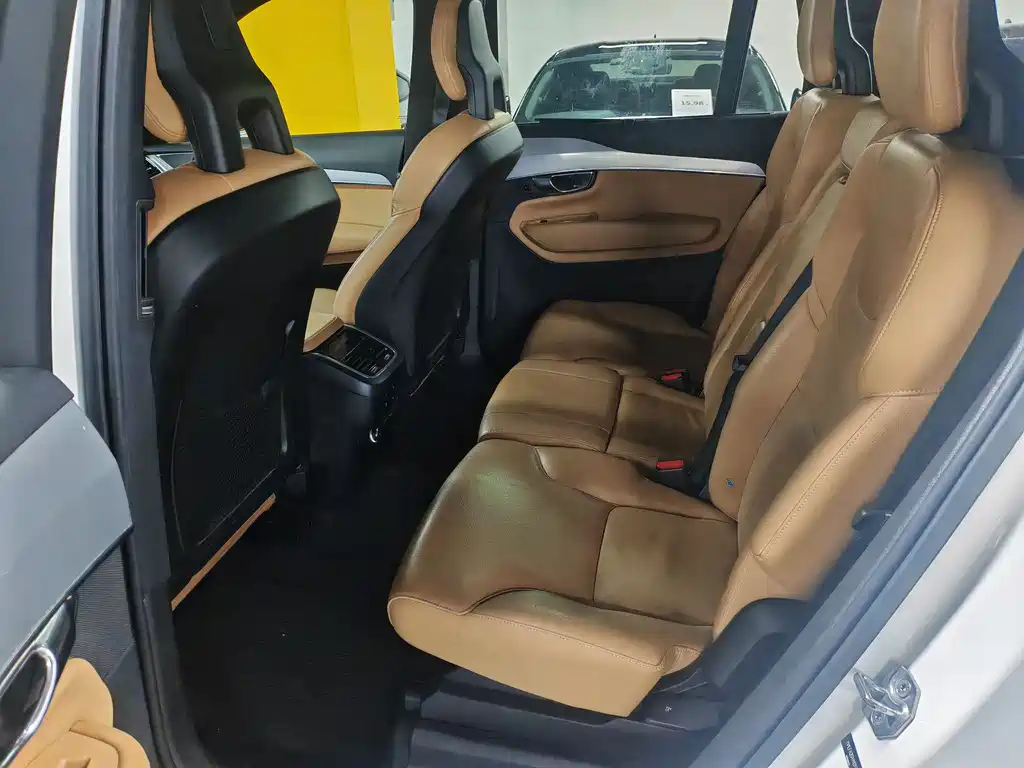 Volvo XC90 2016