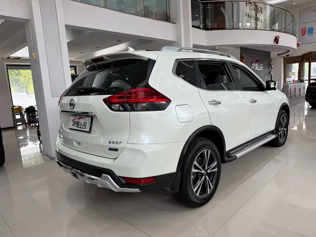 Nissan X-Trail 2019 — фото 10