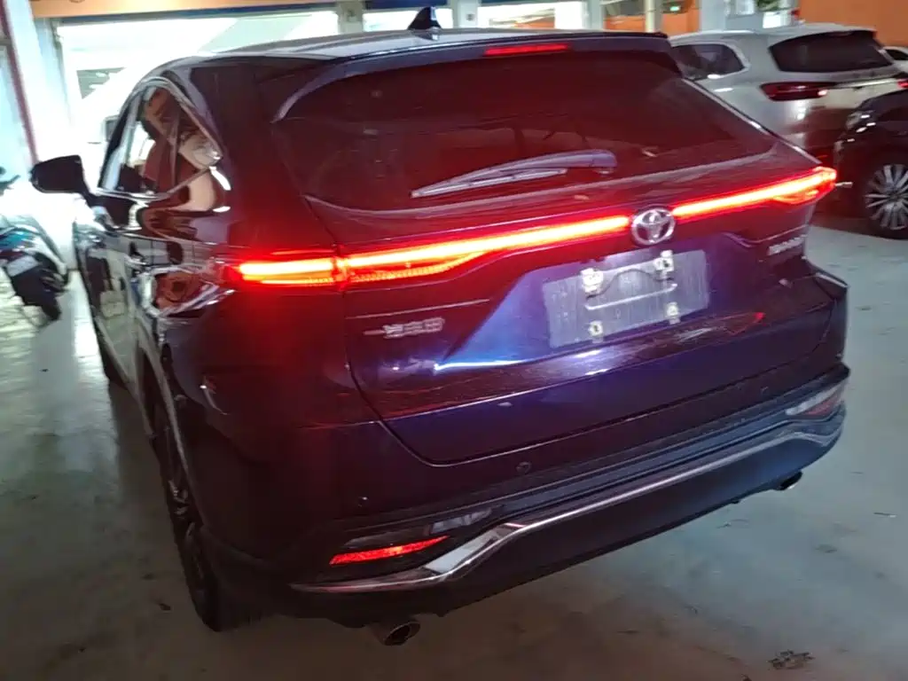 Toyota Harrier 2022 — фото 5