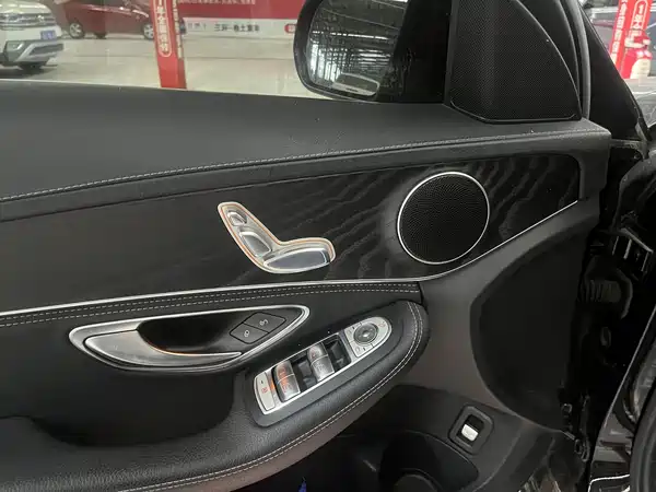 Mercedes-Benz C-Class 2017