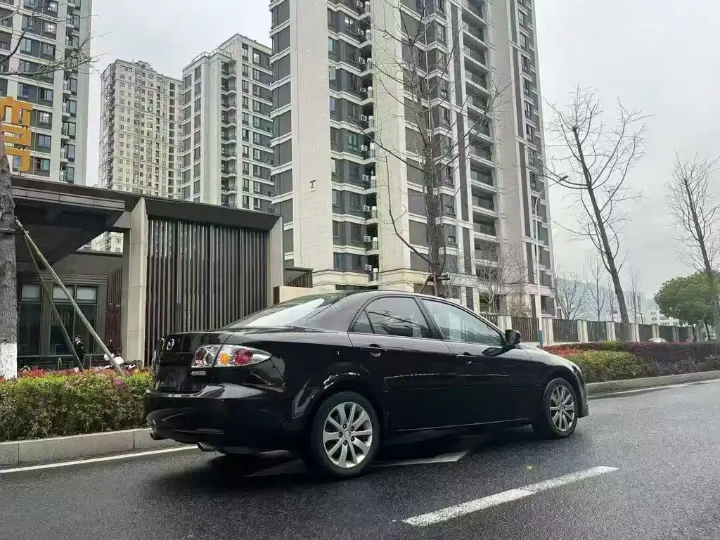 Mazda 6 2015 — фото 32