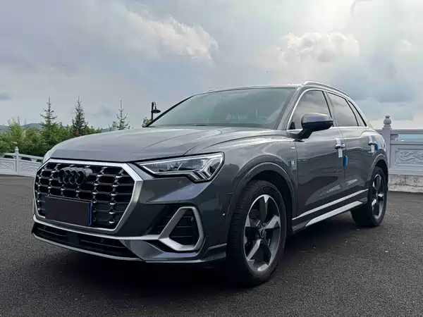Audi Q3 2021