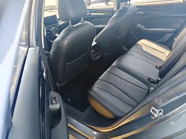 Roewe i5 2021