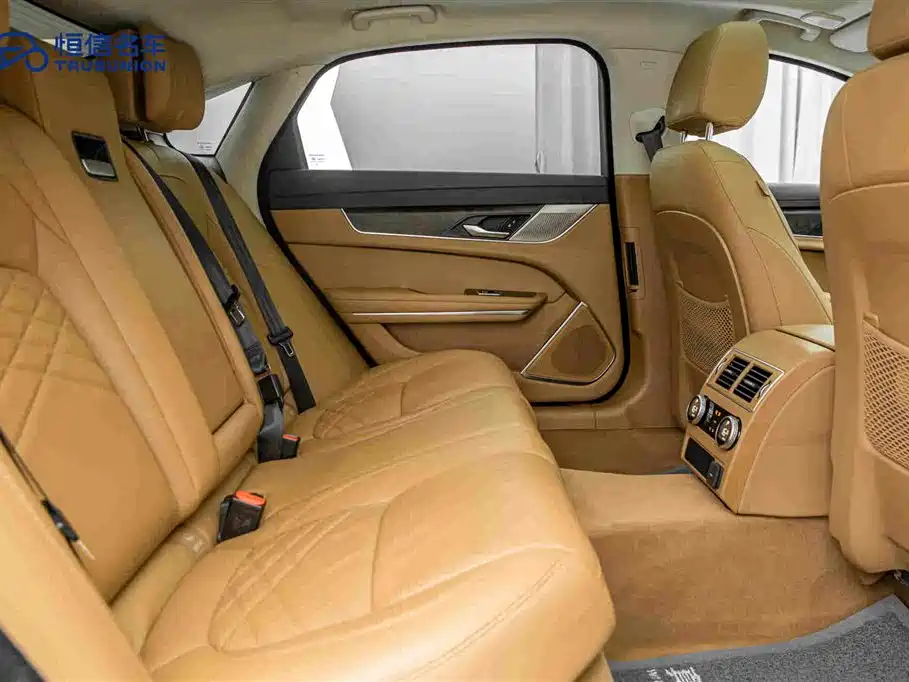 Jaguar XFL 2023 — фото 16