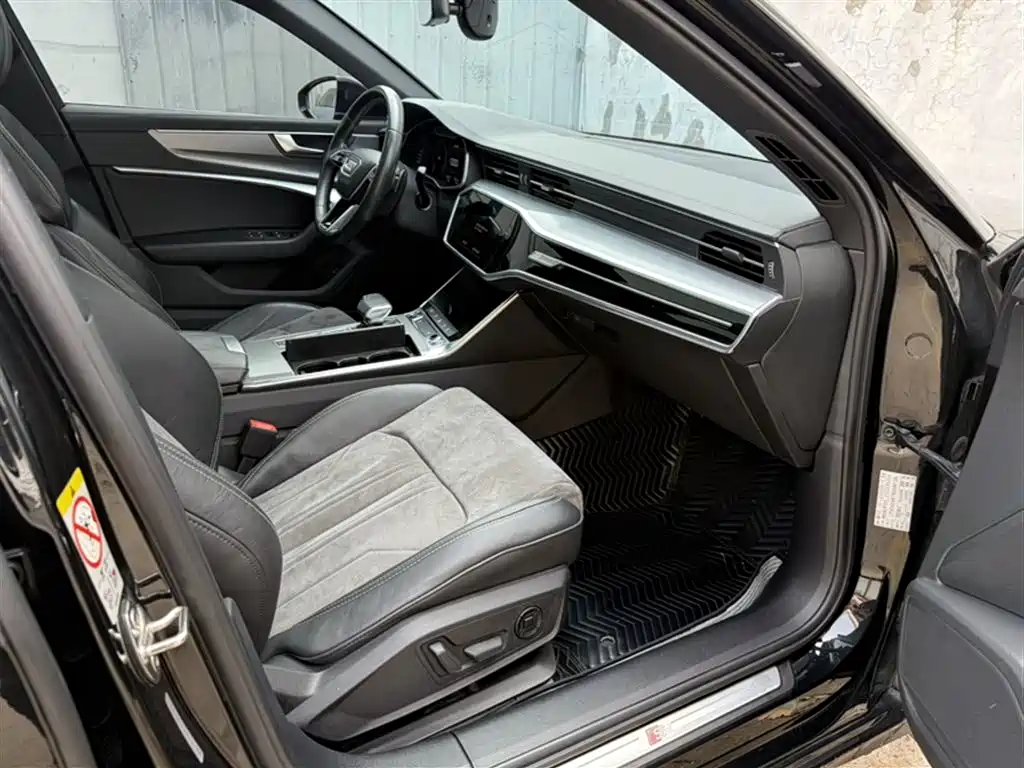Audi A6L 2022 — фото 20