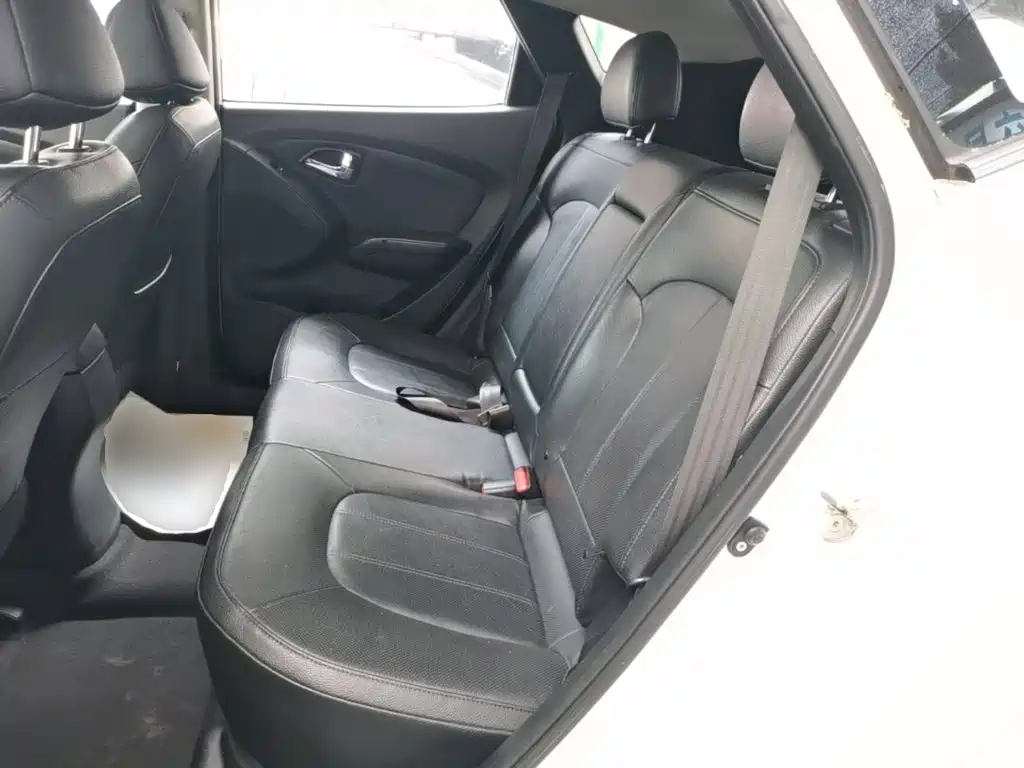 Hyundai ix35 2015 — фото 17