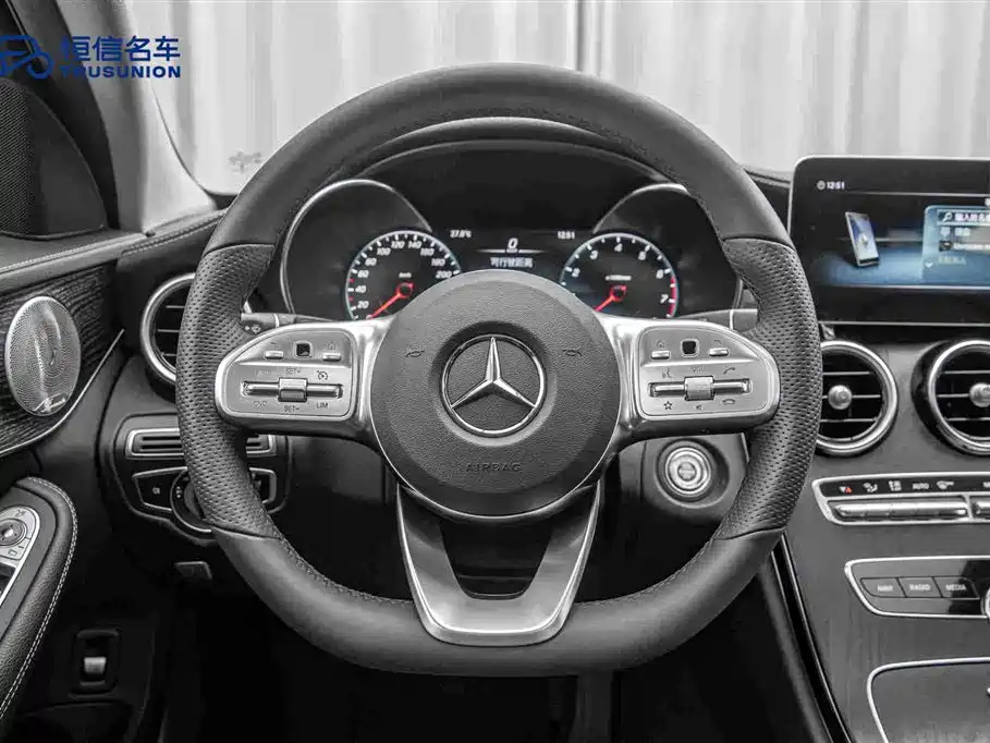 Mercedes-Benz C-Class 2020 — фото 17