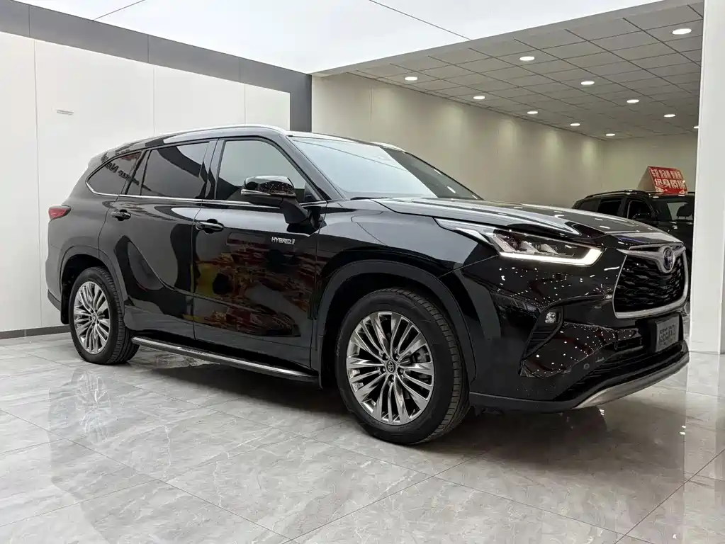 Toyota Highlander 2023