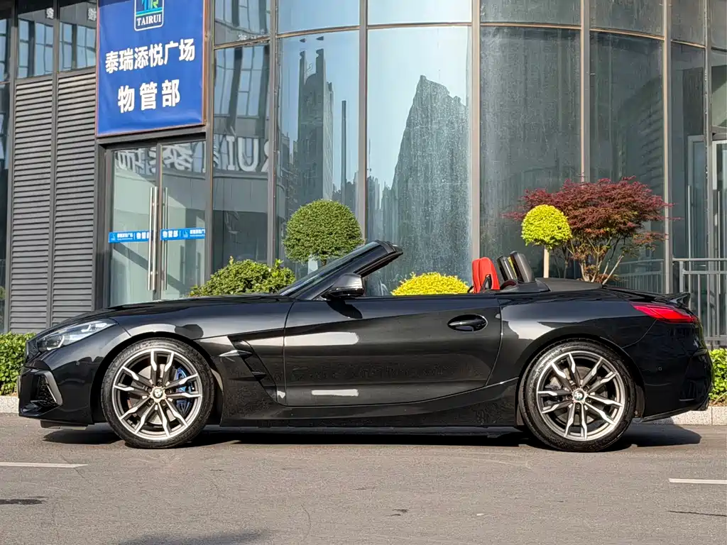 BMW Z4 2022 — фото 5