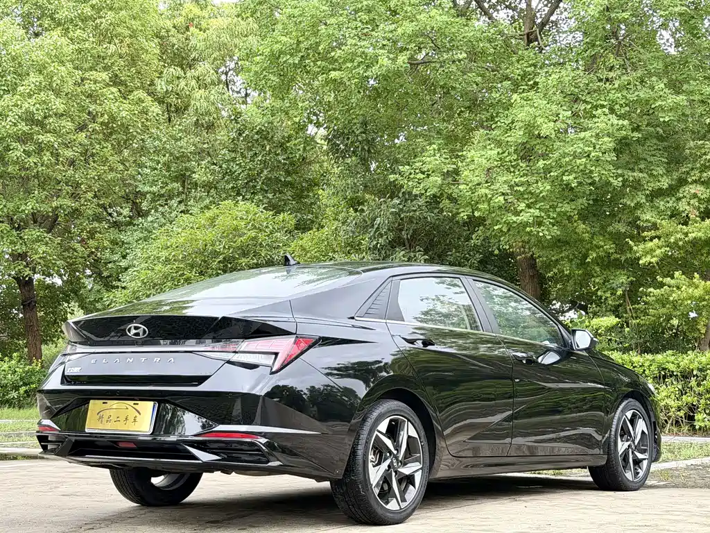 Hyundai Elantra 2020