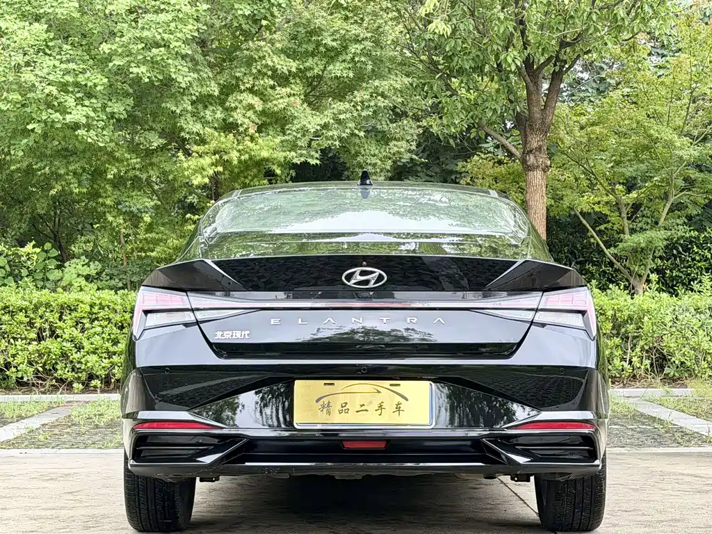 Hyundai Elantra 2020 — фото 8