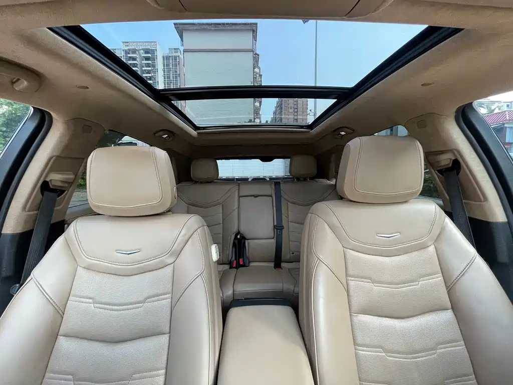 Cadillac XT5 2020 — фото 19