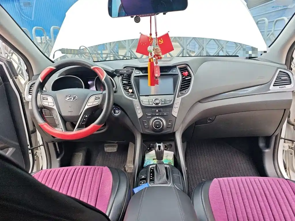 Hyundai Santa Fe 2015 — фото 10